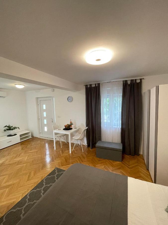 Apartment Maria Zadar Exterior foto