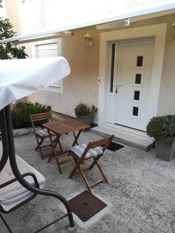 Apartment Maria Zadar Exterior foto